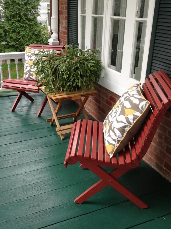 La Belle Aux Berges Bed & Breakfast Saint-Denis-sur-Richelieu ภายนอก รูปภาพ